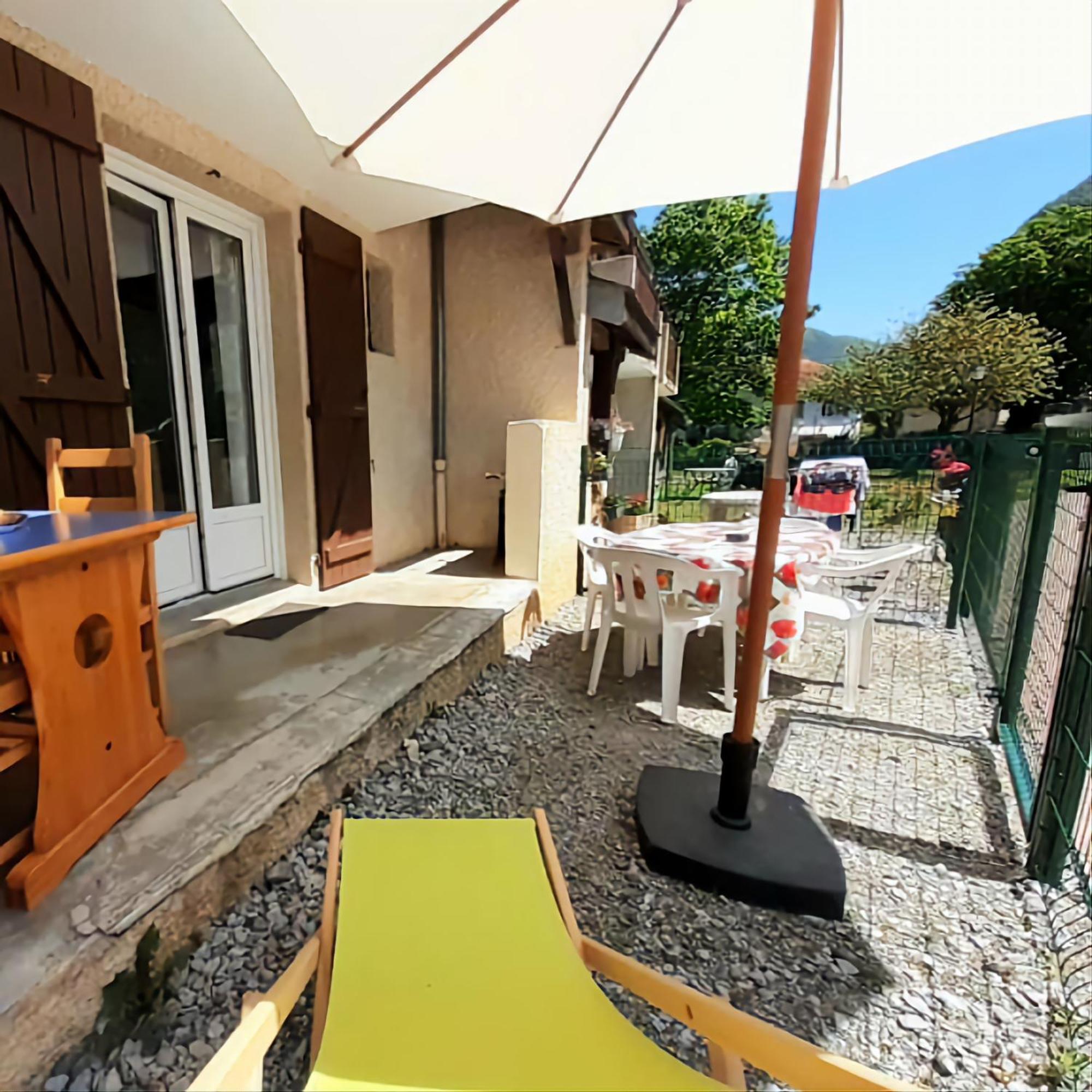 Escapade Montagne En Famille, Appartement Cosy Avec Piscine Couverte Bielle Екстериор снимка